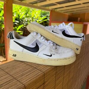 Nike Air Force 1‎ 07 LV8 Utility Sneakers Mens Size 9 White Black AJ7747-100